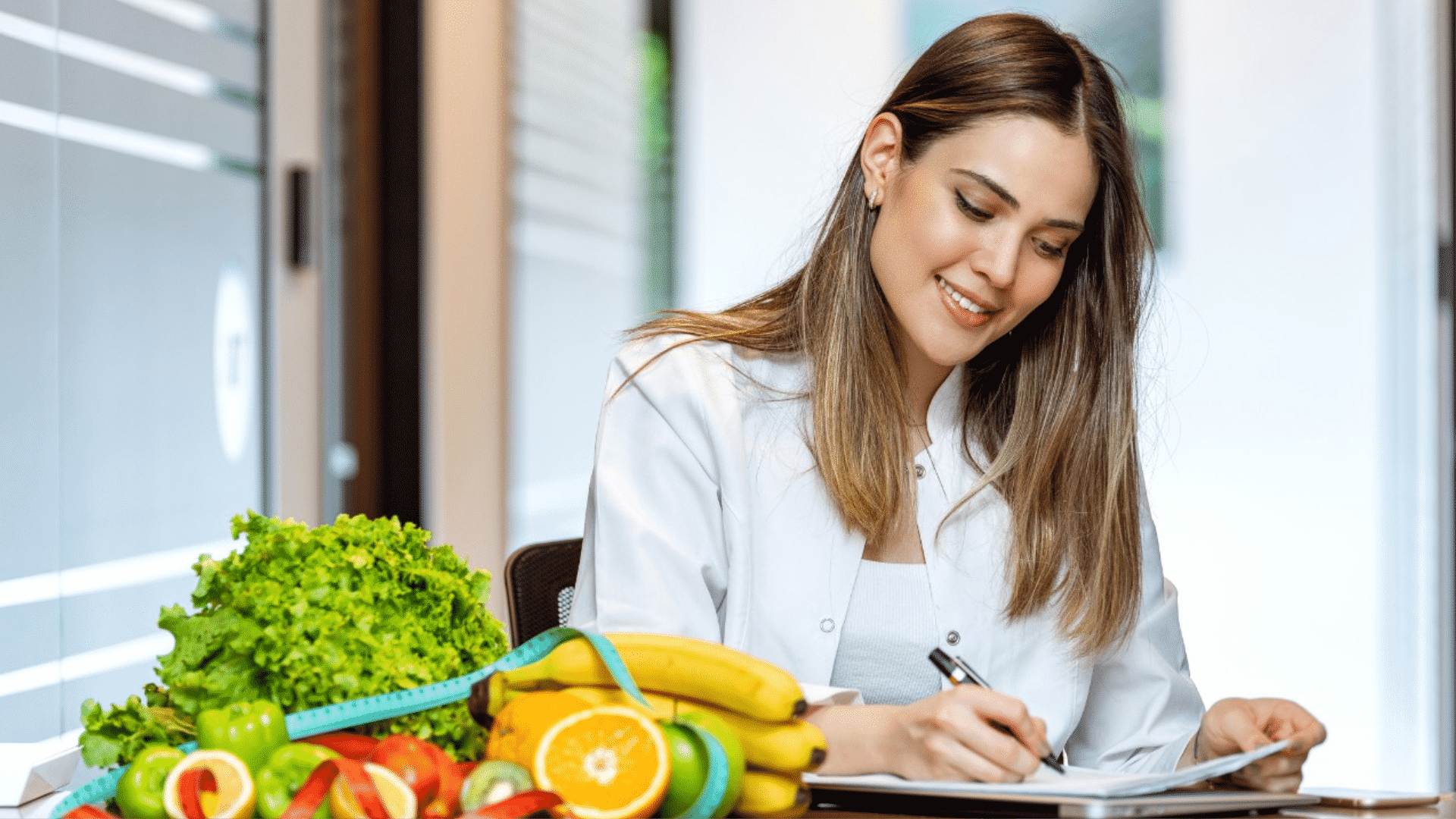 Dia-do-nutricionista-a-importancia-do-profissional-para-alimentacao